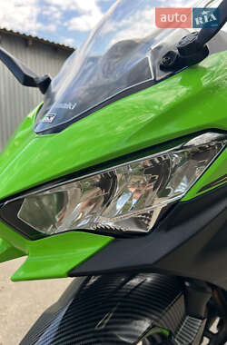 Спортбайк Kawasaki Ninja 250 2018 в 