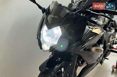 Спортбайк Kawasaki Ninja 250 2016 в 