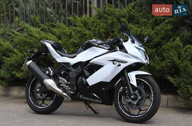 Спортбайк Kawasaki Ninja 250 2015 в Харькове