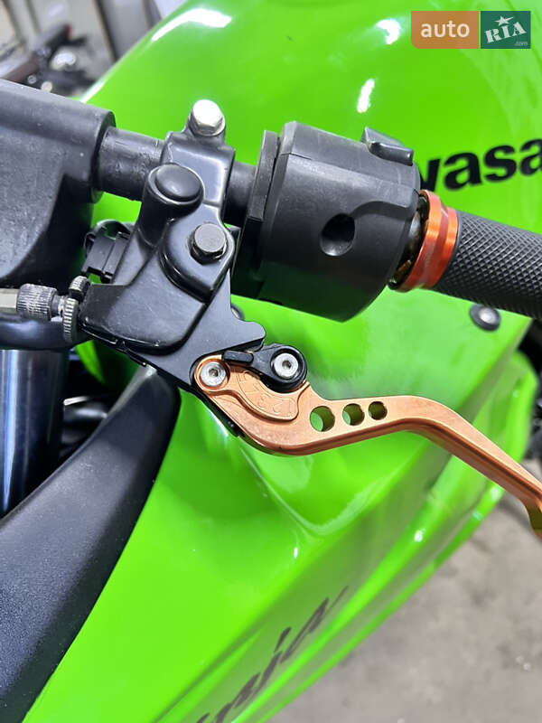 Мотоцикл Спорт-туризм Kawasaki Ninja 250 2009 в Житомирі фото 6 Мотоцикл Спорт-туризм Kawasaki Ninja 250 2009 в Житомирі