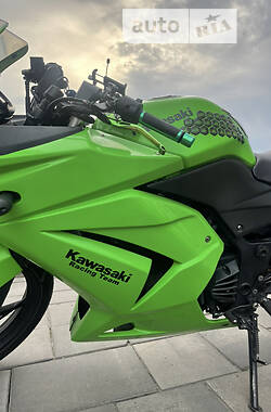 Мотоцикл Спорт-туризм Kawasaki Ninja 250R 2013 в Киеве