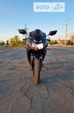 Спортбайк Kawasaki Ninja 250R 2010 в Днепре