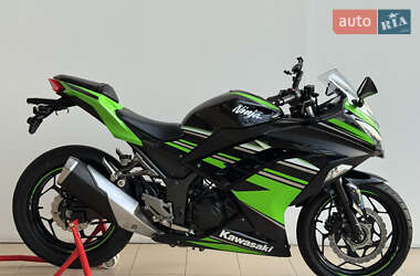 Спортбайк Kawasaki Ninja 300 2017 в 