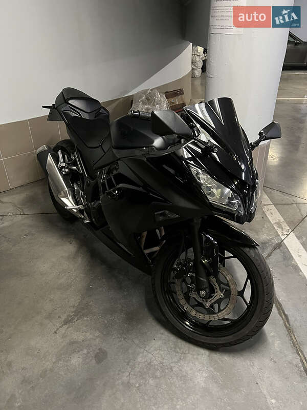 Мотоцикл Кастом Kawasaki Ninja 300 2016 в Києві