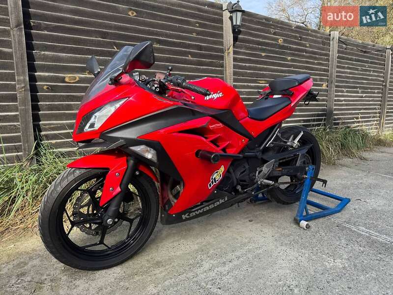 Спортбайк Kawasaki Ninja 300 2016 в Києві фото 7 Спортбайк Kawasaki Ninja 300 2016 в Києві