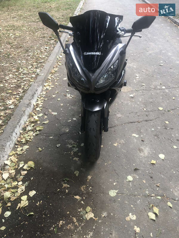 Спортбайк Kawasaki Ninja 400 2016 в 