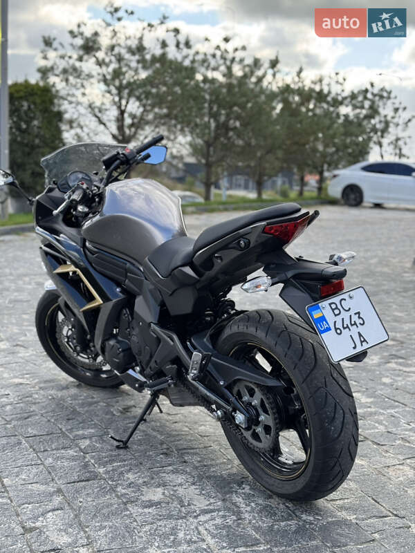 Мотоцикл Спорт-туризм Kawasaki Ninja 400 2016 в Львове