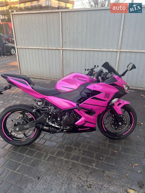 Спортбайк Kawasaki Ninja 400 2017 в Одессе