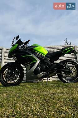 Спортбайк Kawasaki Ninja 400 2016 в 