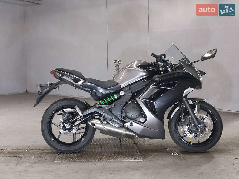 Спортбайк Kawasaki Ninja 400 2016 в 