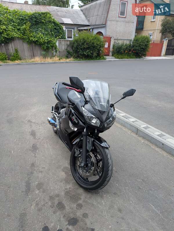 Спортбайк Kawasaki Ninja 400 2011 в Черкассах