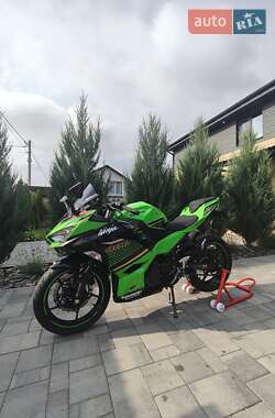 Спортбайк Kawasaki Ninja 400 2020 в Берёзовке