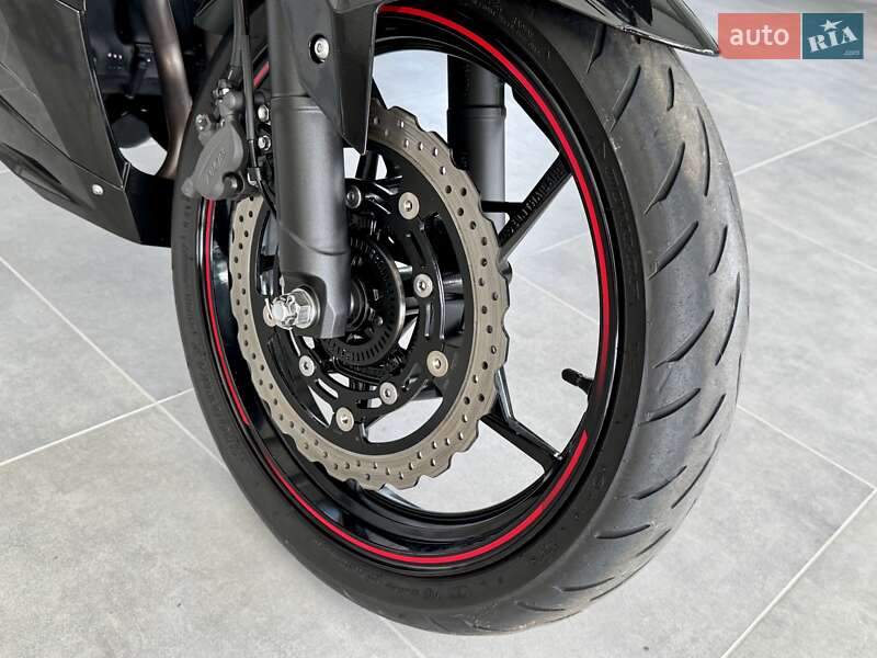 Спортбайк Kawasaki Ninja 400 2020 в Хмельницком
