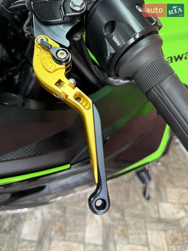 Мотоцикл Спорт-туризм Kawasaki Ninja 400 2018 в Киеве фото 11 Мотоцикл Спорт-туризм Kawasaki Ninja 400 2018 в Киеве