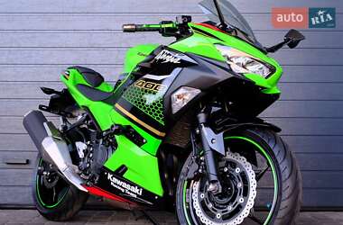 Мотоцикл Без обтікачів (Naked bike) Kawasaki Ninja 400 2020 в Білій Церкві