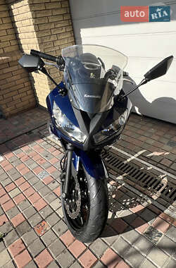 Мотоцикл Спорт-туризм Kawasaki Ninja 400 2011 в 