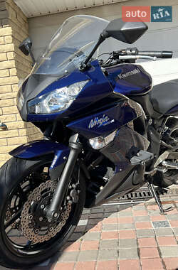 Мотоцикл Спорт-туризм Kawasaki Ninja 400 2011 в 