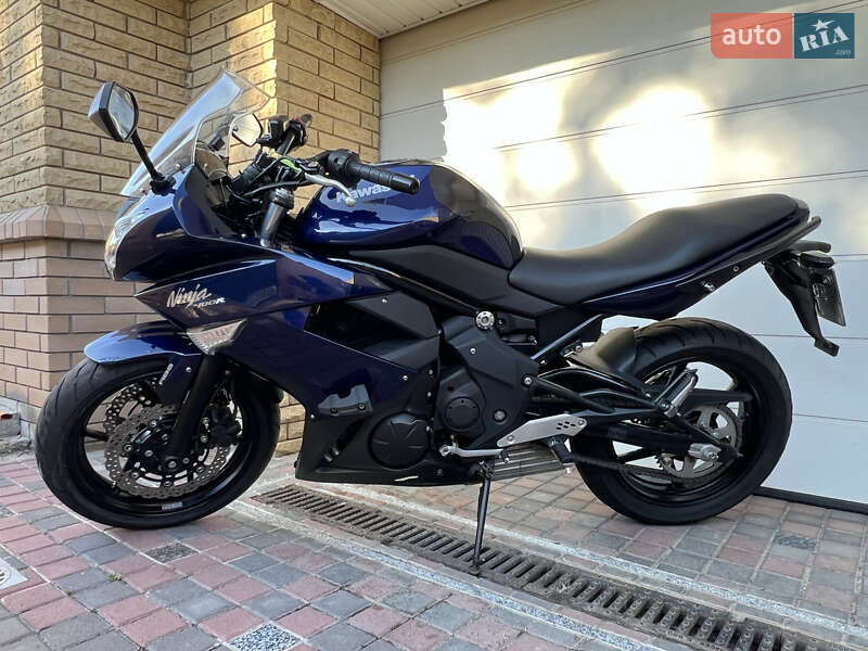 Мотоцикл Спорт-туризм Kawasaki Ninja 400 2011 в Полтаве
