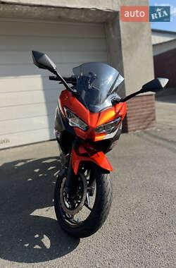 Мотоцикл Спорт-туризм Kawasaki Ninja 400 2018 в 