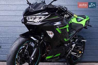 Мотоцикл Без обтекателей (Naked bike) Kawasaki Ninja 400 2019 в 