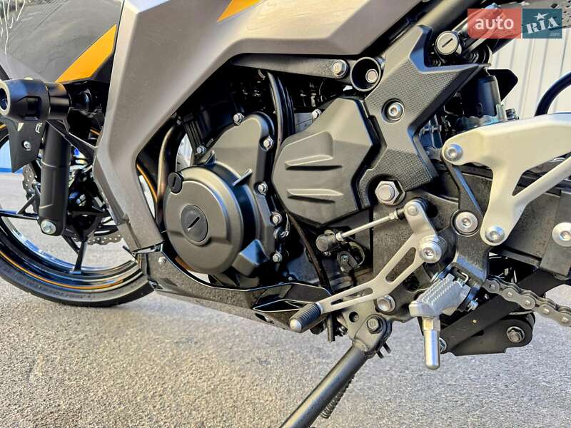 Спортбайк Kawasaki Ninja 400 2022 в Киеве