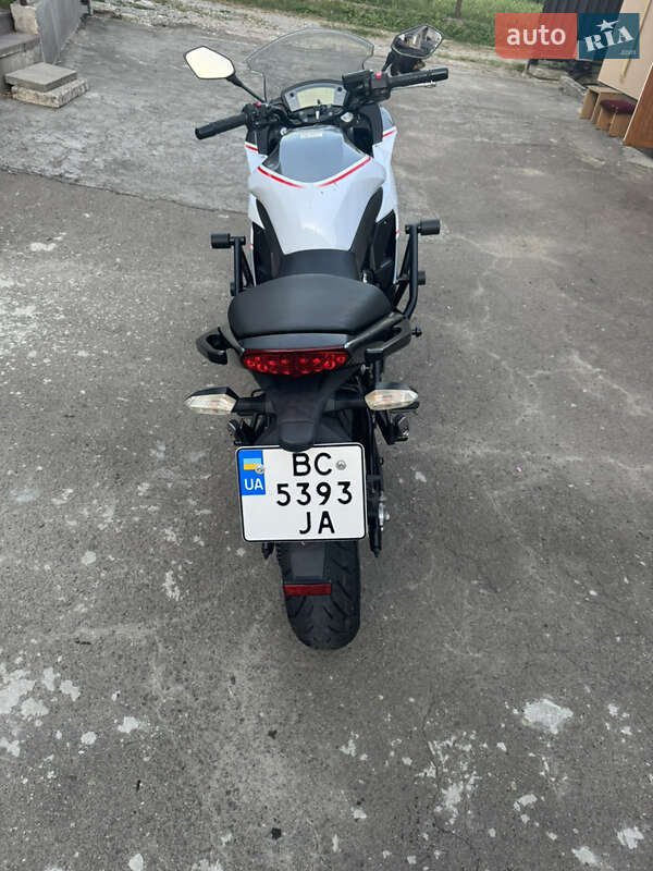 Мотоцикл Спорт-туризм Kawasaki Ninja 400 2013 в Львове