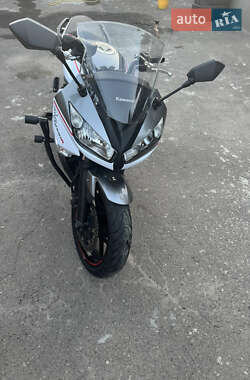 Мотоцикл Спорт-туризм Kawasaki Ninja 400 2013 в 