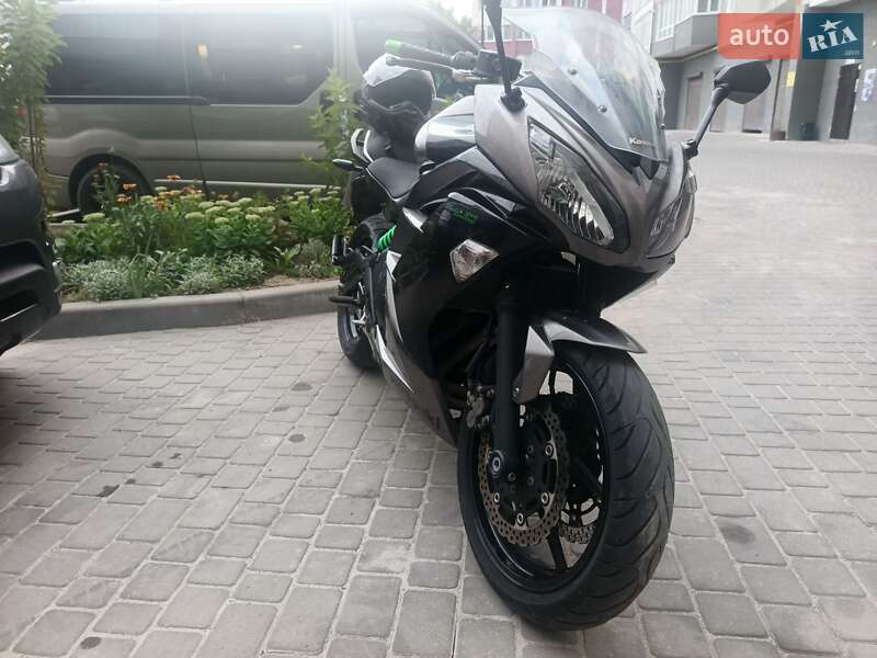 Спортбайк Kawasaki Ninja 400 2017 в Хмельницькому