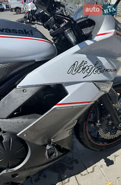 Мотоцикл Классик Kawasaki Ninja 400 2015 в 