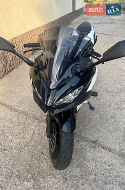 Мотоцикл Спорт-туризм Kawasaki Ninja 400 2019 в 