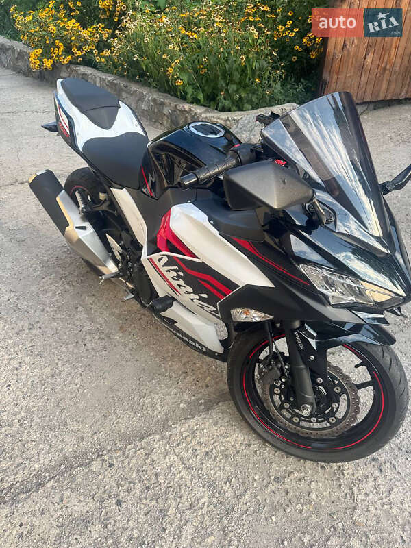 Мотоцикл Спорт-туризм Kawasaki Ninja 400 2019 в Дніпрі