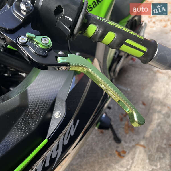 Спортбайк Kawasaki Ninja 400 2020 в Марганце