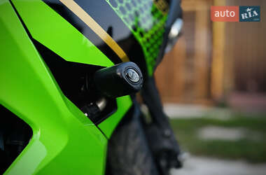 Спортбайк Kawasaki Ninja 400 2020 в 