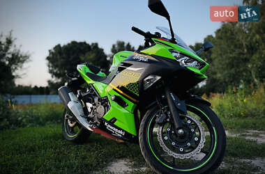 Спортбайк Kawasaki Ninja 400 2020 в 
