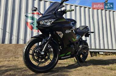 Спортбайк Kawasaki Ninja 400 2020 в 
