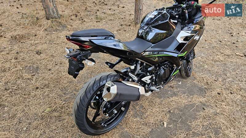 Спортбайк Kawasaki Ninja 400 2020 в Первомайске