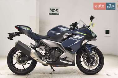 Мини спорт Kawasaki Ninja 400 2021 в 