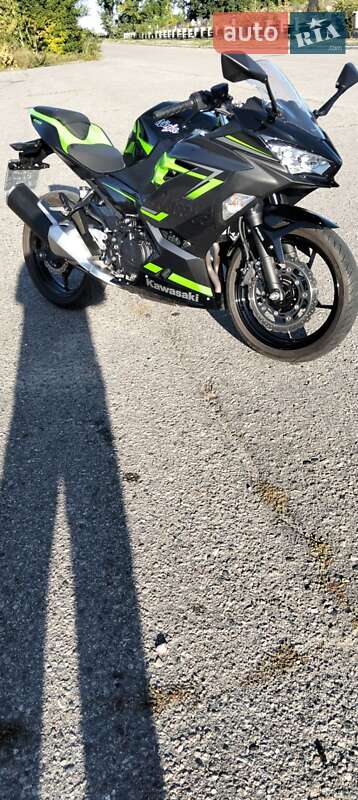 Спортбайк Kawasaki Ninja 400 2019 в Белой Церкви фото 26 Спортбайк Kawasaki Ninja 400 2019 в Белой Церкви