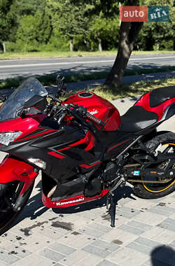 Мотоцикл Спорт-туризм Kawasaki Ninja 400 2019 в Хмельницком