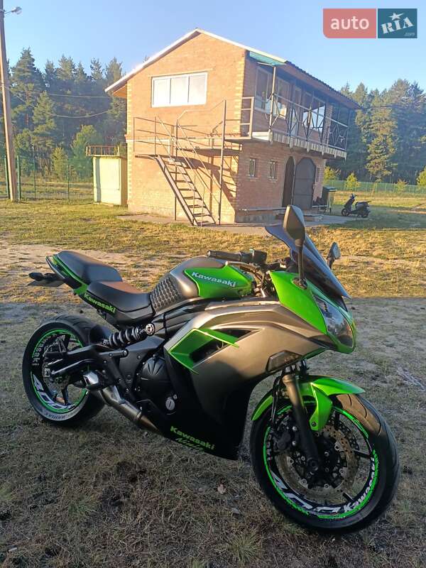 Спортбайк Kawasaki Ninja 400 2016 в Лохвице фото 14 Спортбайк Kawasaki Ninja 400 2016 в Лохвице