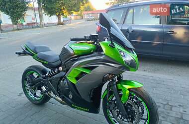 Спортбайк Kawasaki Ninja 400 2016 в 