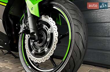 Мотоцикл Без обтекателей (Naked bike) Kawasaki Ninja 400 2018 в 