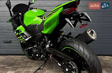 Мотоцикл Без обтекателей (Naked bike) Kawasaki Ninja 400 2018 в 