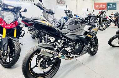 Спортбайк Kawasaki Ninja 400 2019 в 