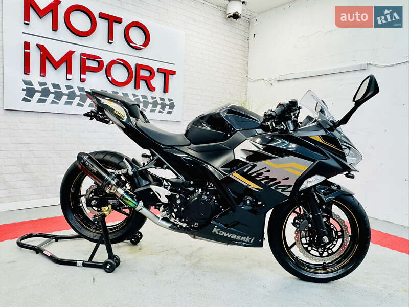 Спортбайк Kawasaki Ninja 400 2019 в Одессе