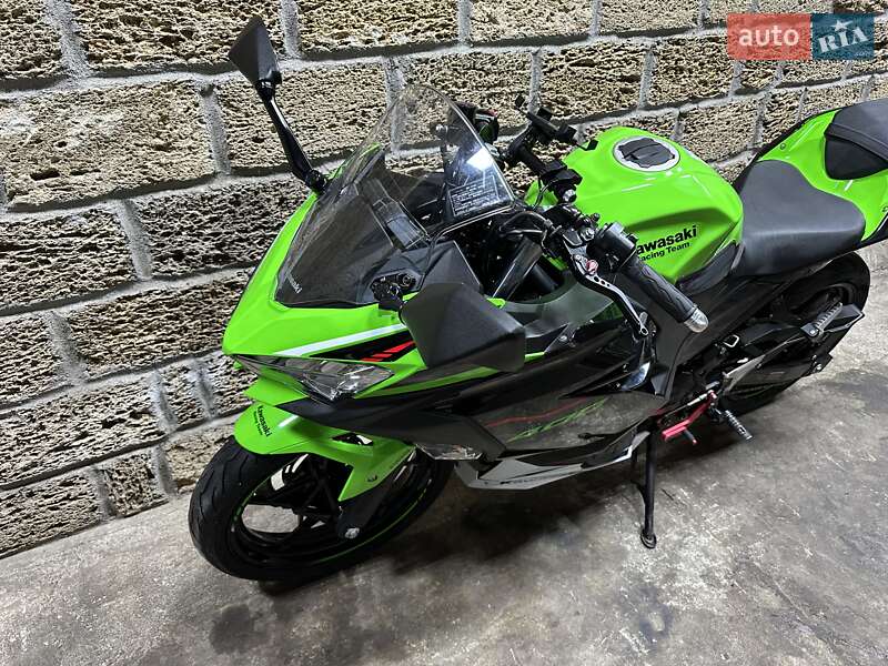 Спортбайк Kawasaki Ninja 400 2022 в Одесі фото 2 Спортбайк Kawasaki Ninja 400 2022 в Одесі