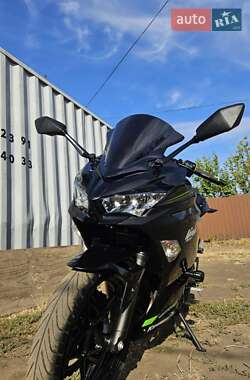 Спортбайк Kawasaki Ninja 400 2020 в Первомайську