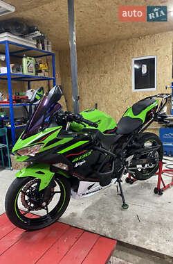 Мотоцикл Спорт-туризм Kawasaki Ninja 400 2021 в Борисполе
