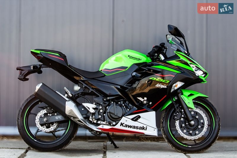 Kawasaki Ninja 400 2022