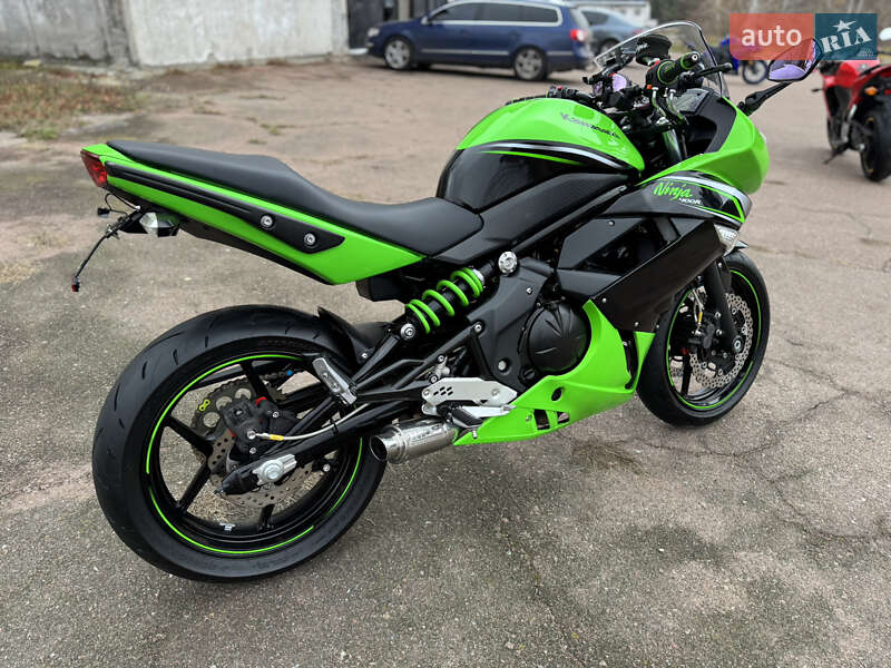 Мотоцикл Без обтекателей (Naked bike) Kawasaki Ninja 400R 2012 в Сновске